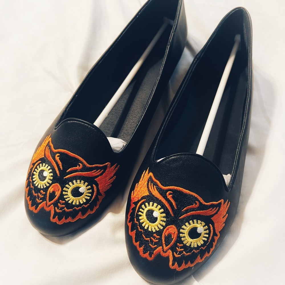 Black Owl Embroidered Flats